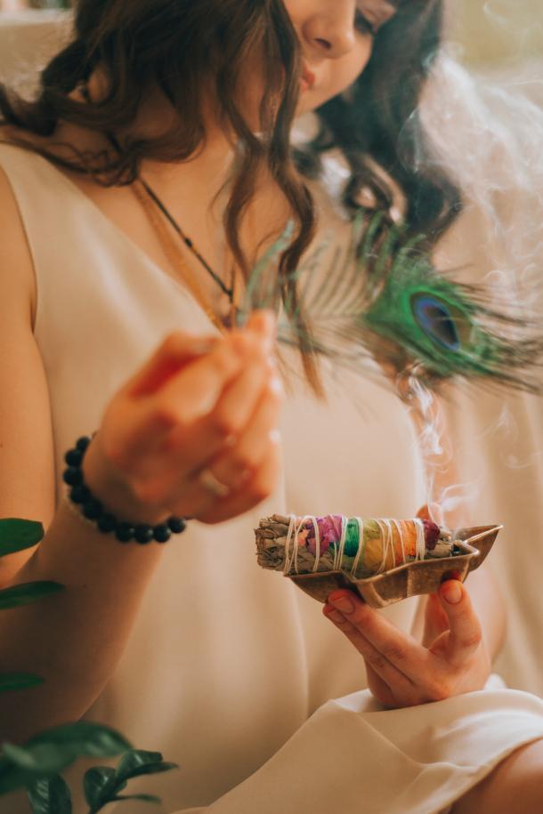 The Power of Aromatherapy Enhancing Mood and Reducing Stress-Image 3