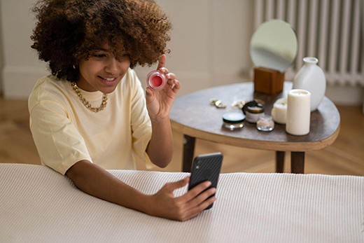 Are Skinfluencers on Social Media Replacing Dermatologists-Image 1