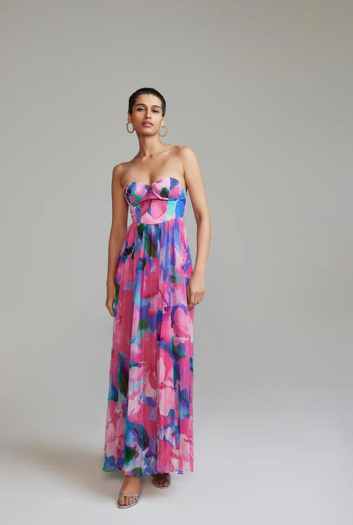 Dress Like Royalty With These Bridgerton-Inspired Outfits-Image 4-2