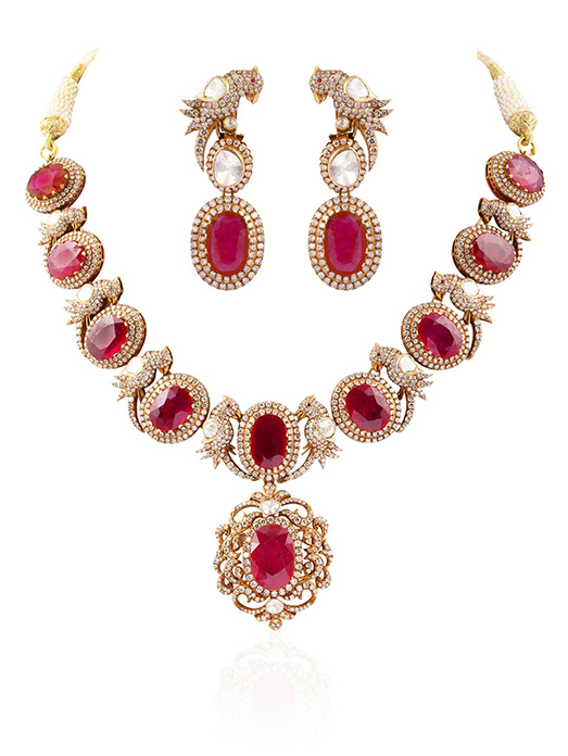 Add Some Spark To The Festive Season With These 11 Jewellery Brands-Image 8